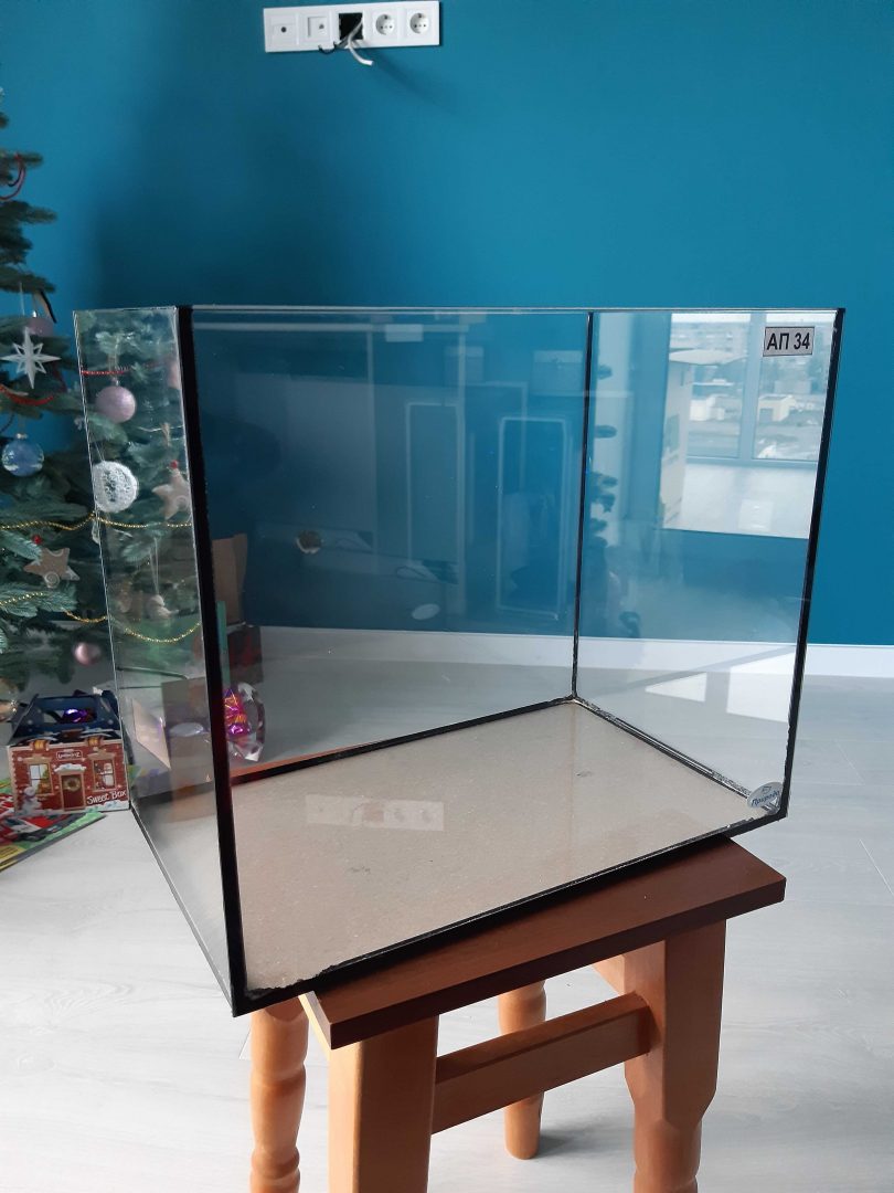 Продам аквариум 40×34×24,5